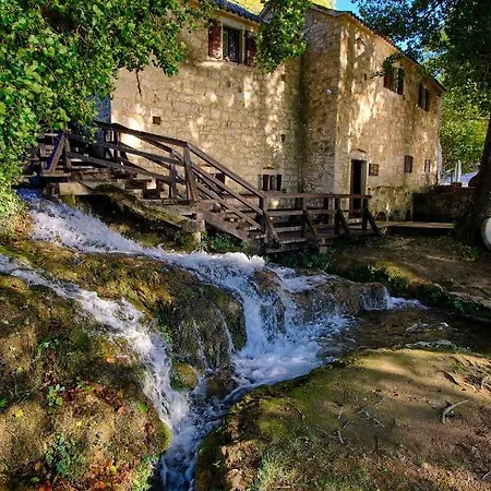 Apartmani Toni Drnis Exterior photo